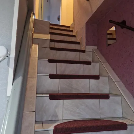 De Fabienne Gundershoffen